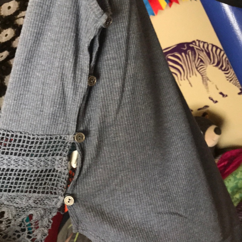 Tank top - Picture 3 of 5